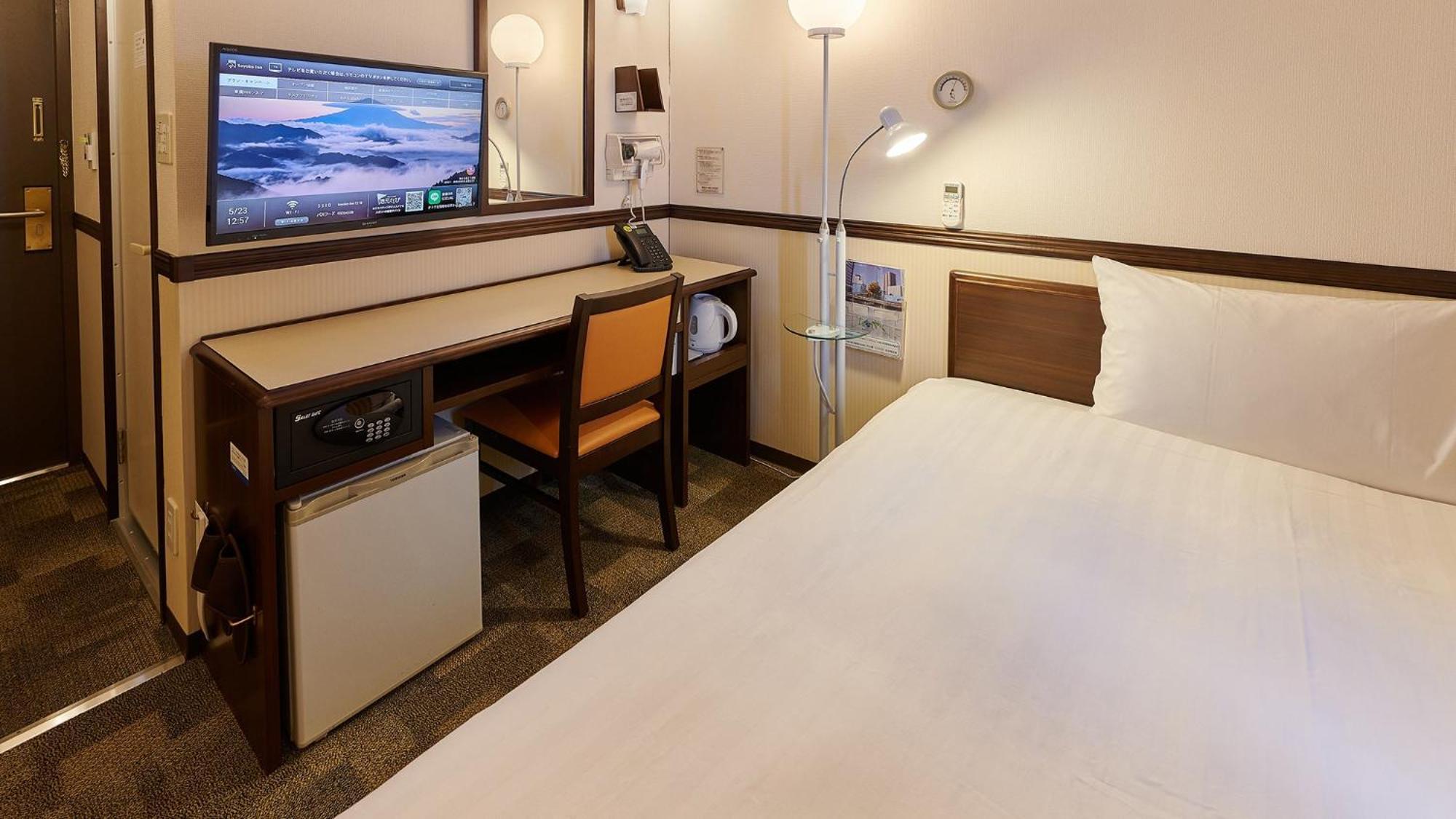 Toyoko Inn Chiba Ekimae Room photo